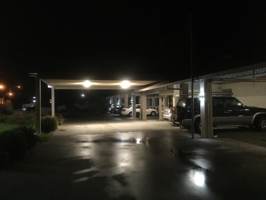Murray Valley Motel Wodonga Buitenkant foto