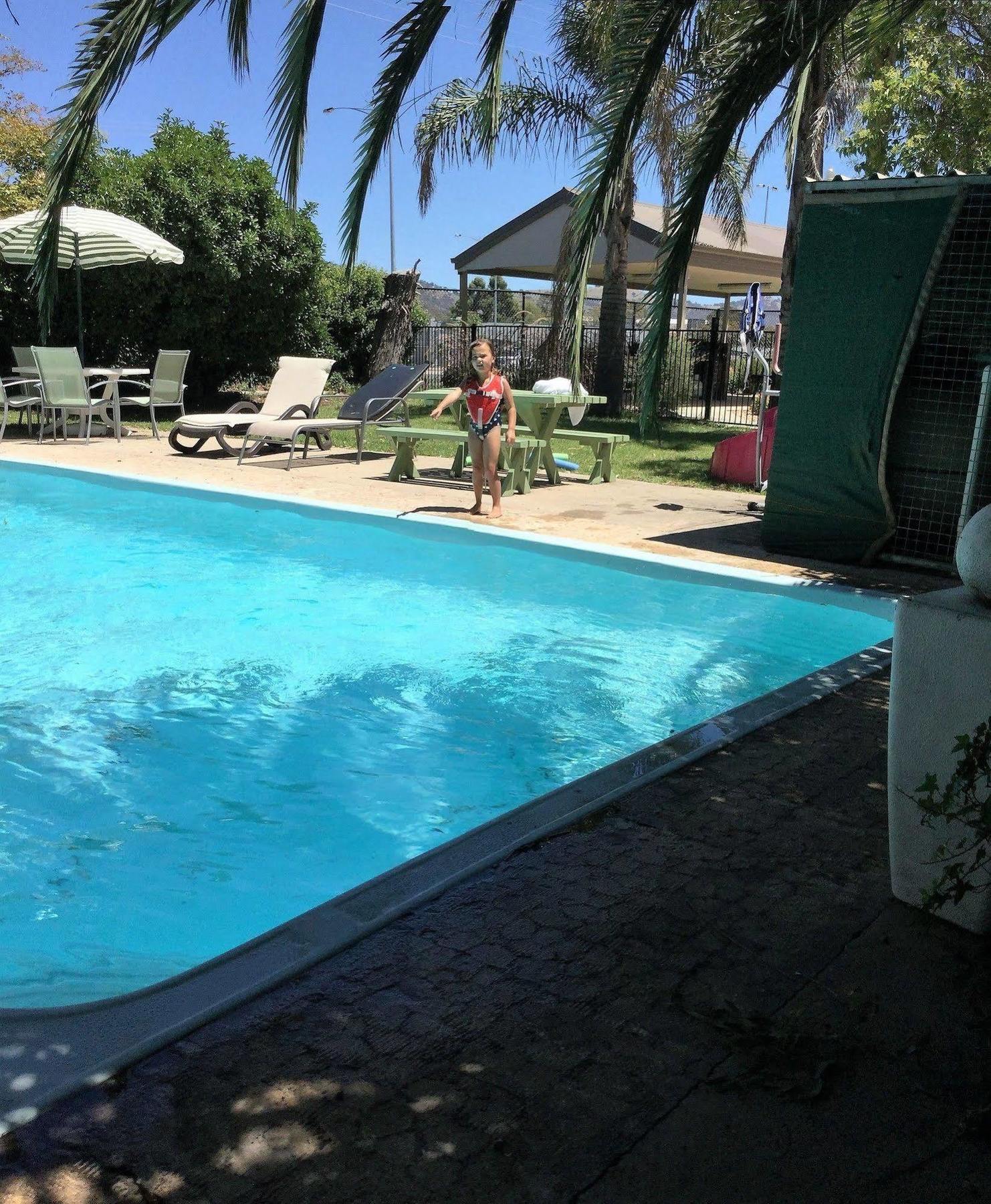 Murray Valley Motel Wodonga Buitenkant foto